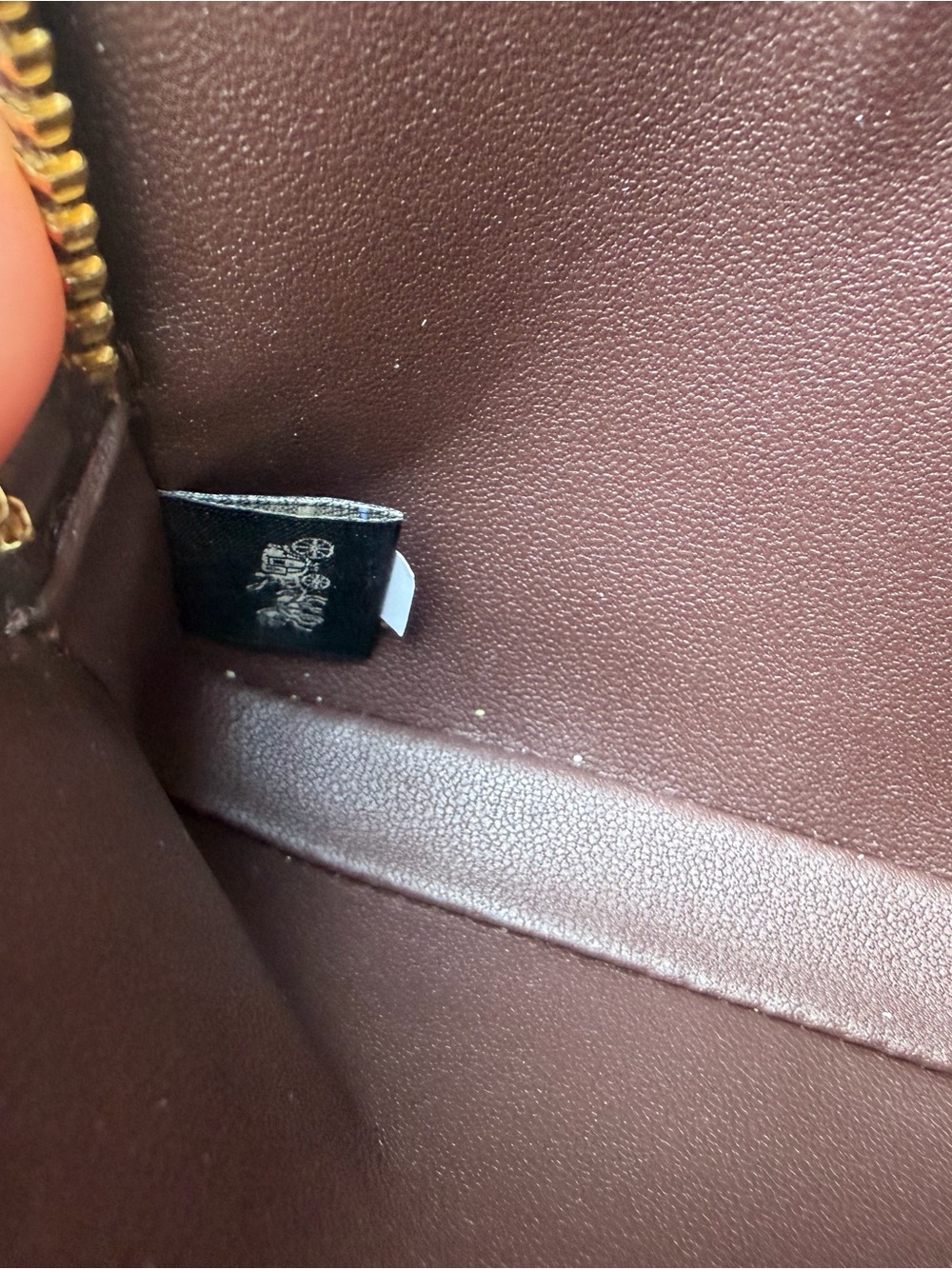 Coach Essential Chain Card Case - Picture 9 of 9